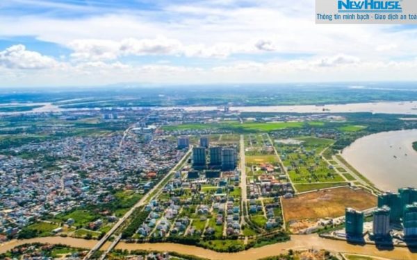 Lô góc nhà phố dự án Sài Gòn Mystery, Quận 2, giá 135Tr/m2