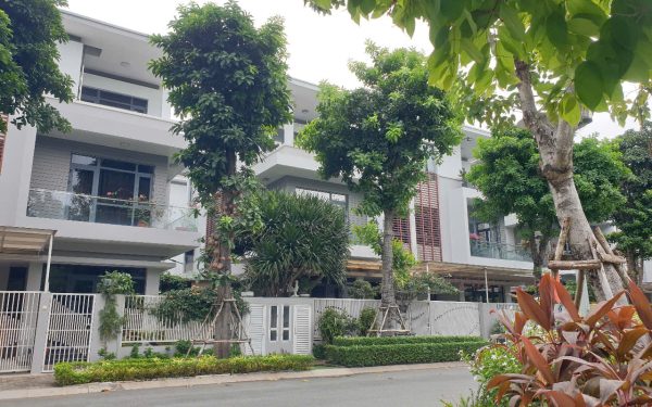 Biệt thự đơn lập PhoDong Village view công viên 351m2 bán gấp