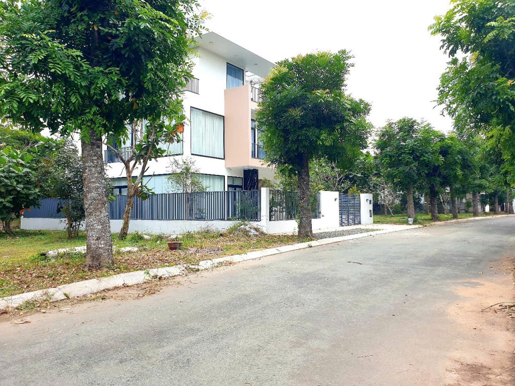 Bán biệt thự đơn lập BCR Tam Đa đủ nội thất cao cấp - Hạ sốc "2 tỷ" bán gấp