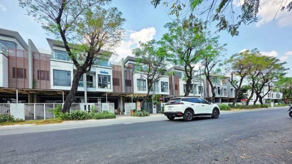 biệt thự vườn liền kề Phố Đông Village 6x20m, 3 tầng